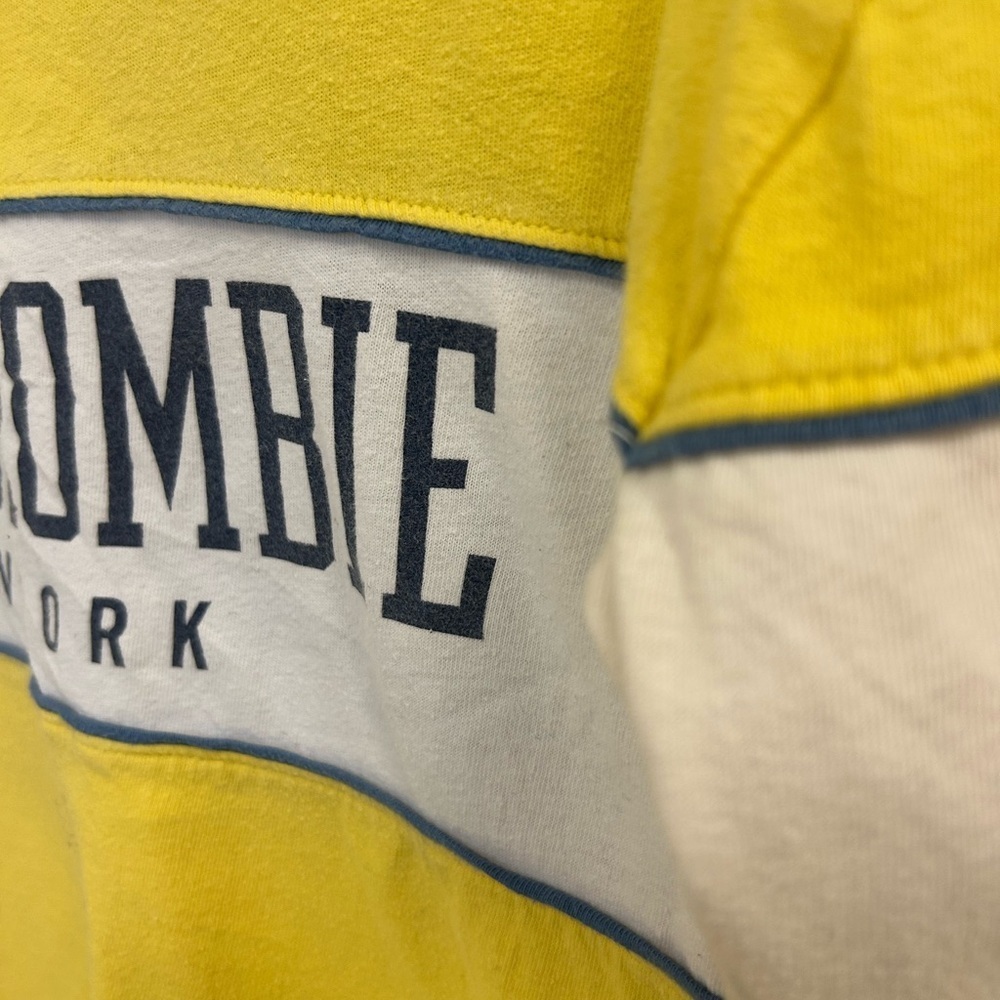 Abercrombie and Fitch Y2K size S crew neck in Amazing vintage cond. Oversized - Picture 4 of 10